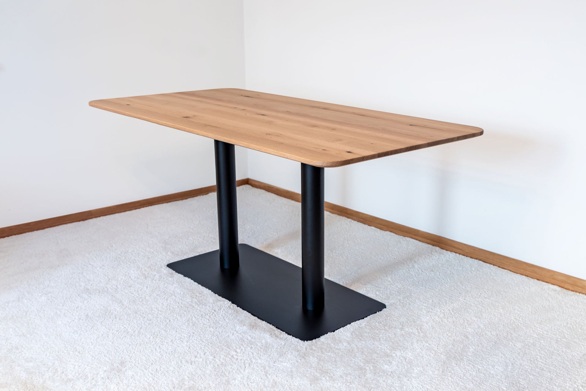 Esstisch Delano aus Massivholz Eiche