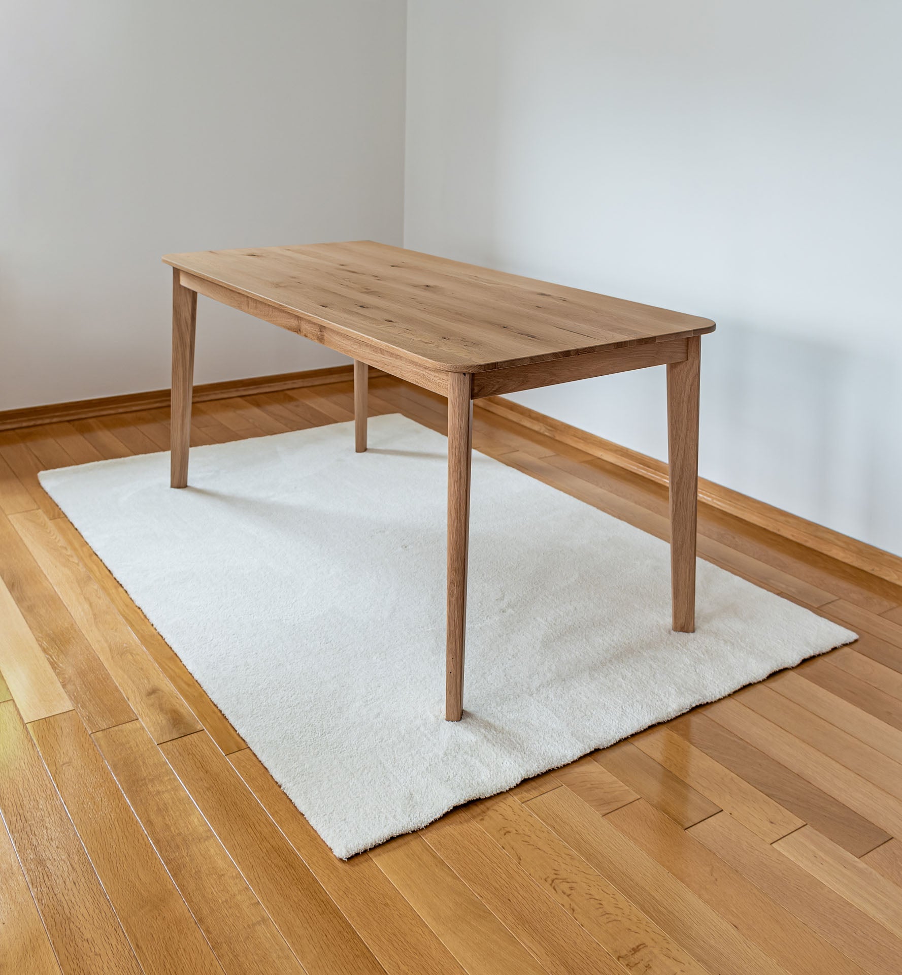 Esstisch Odera aus Massivholz Eiche