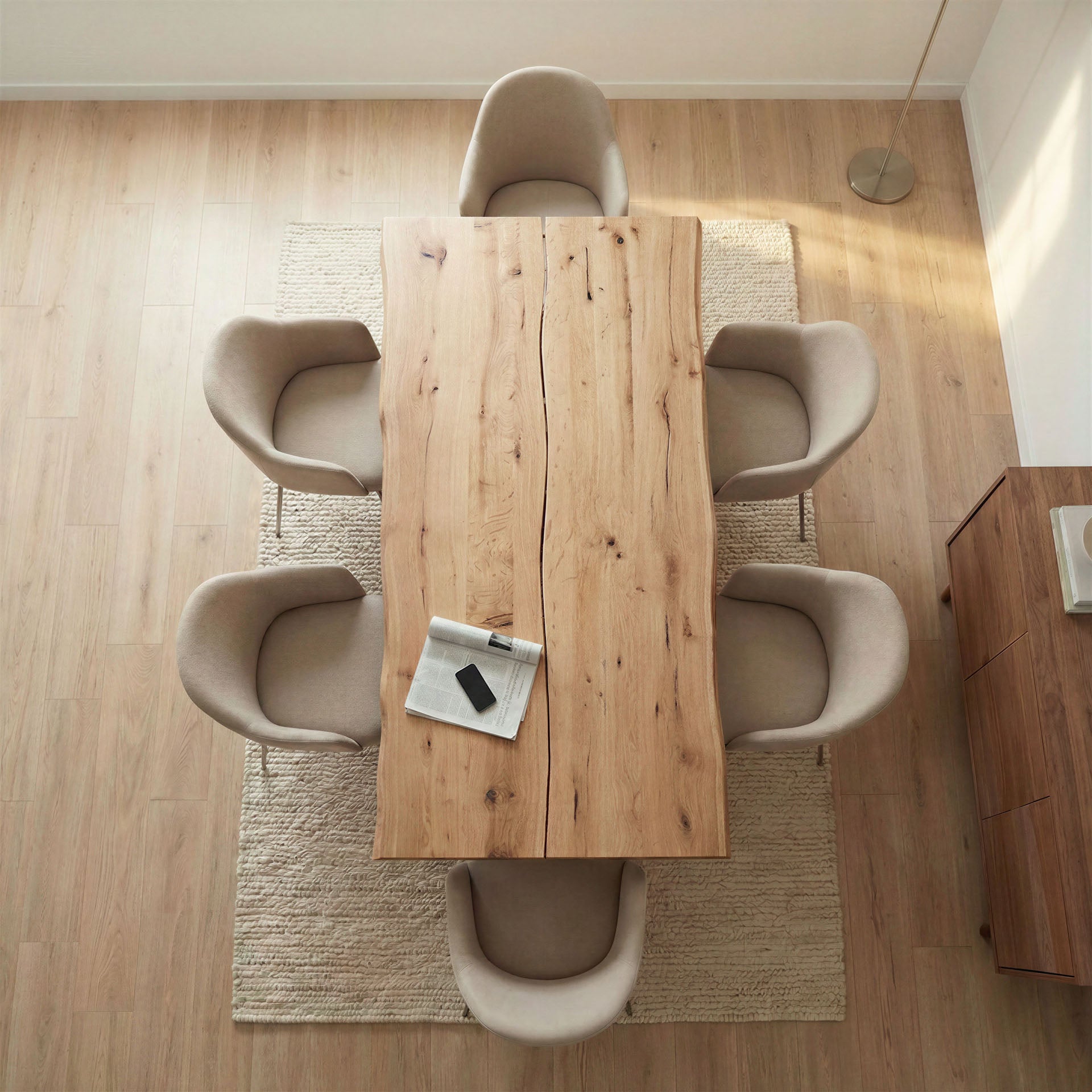 Esstisch Nest aus Massivholz Eiche